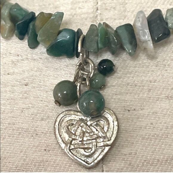 Silver tone heart pendant natural stones necklace - Picture 6 of 10